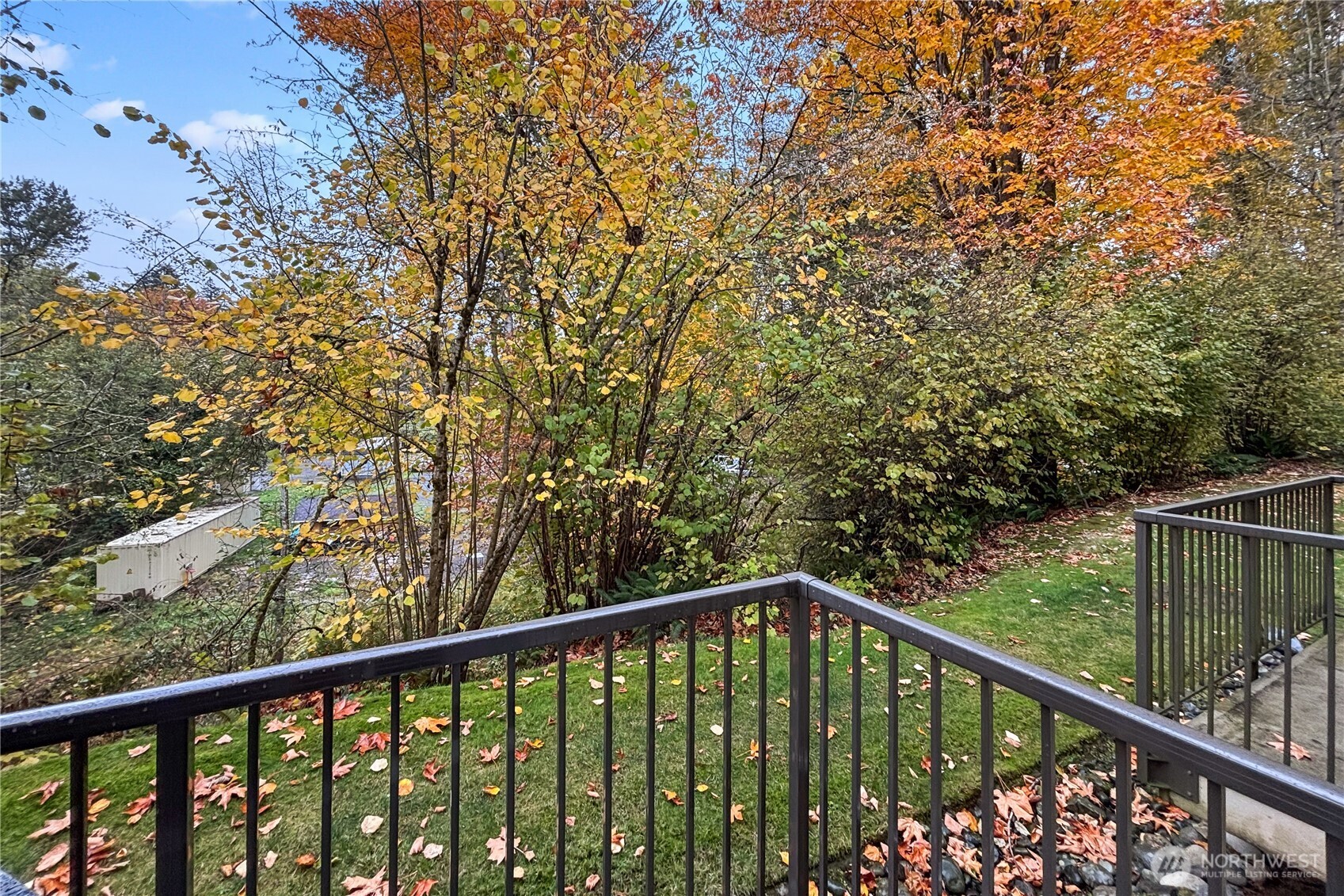 1800 Northeast 40th Street, Unit G5 Renton, WA 98056 - Photo 28 of 30 a view of a balcony with an outdoor space