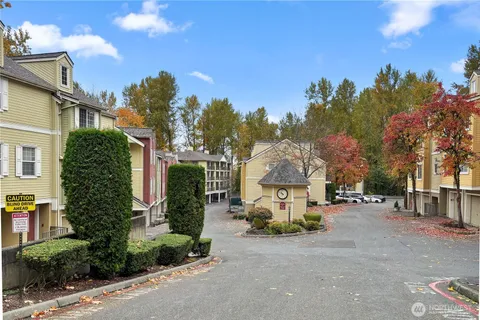 $474,900 | 1800 Northeast 40th Street, Unit G5, Renton, WA 98056