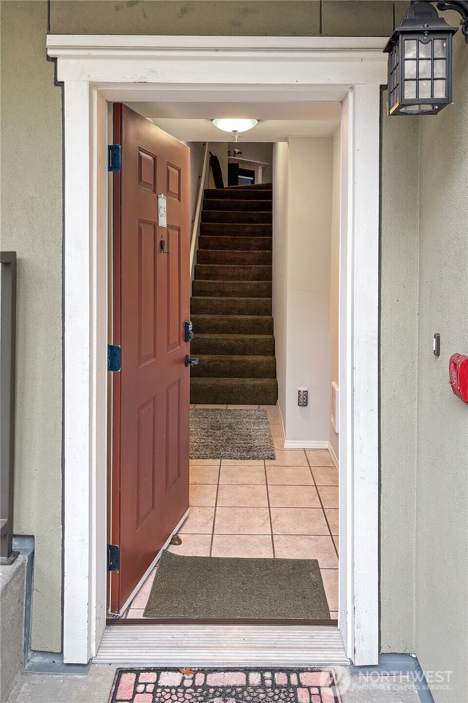 1800 Northeast 40th Street, Unit G5 Renton, WA 98056 - Photo 6 of 30 a view of an entryway door