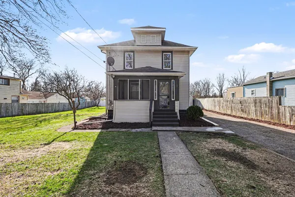 $189,900 | 1104 North Waterloo Avenue, Jackson, MI 49202