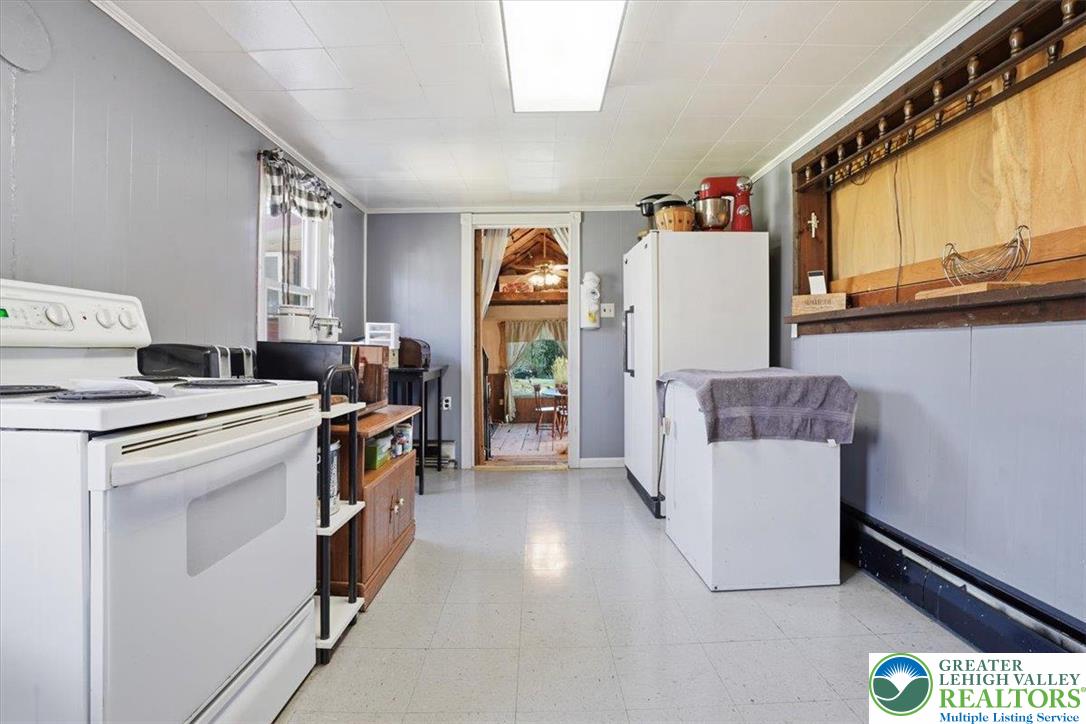4532 Long Run Road Lehighton, PA 18235 - Photo 21 of 84 Gallery Image 21