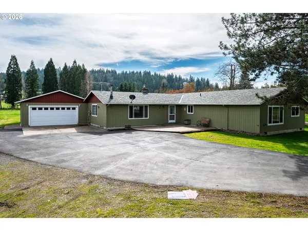 $899,000 | 16454 Highway 211, Molalla, OR 97038