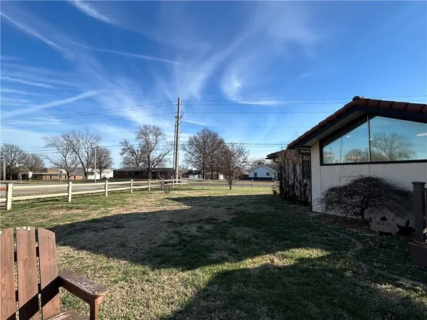 $265,000 | 2405 South Stilwell Street, Pittsburg, KS 66762