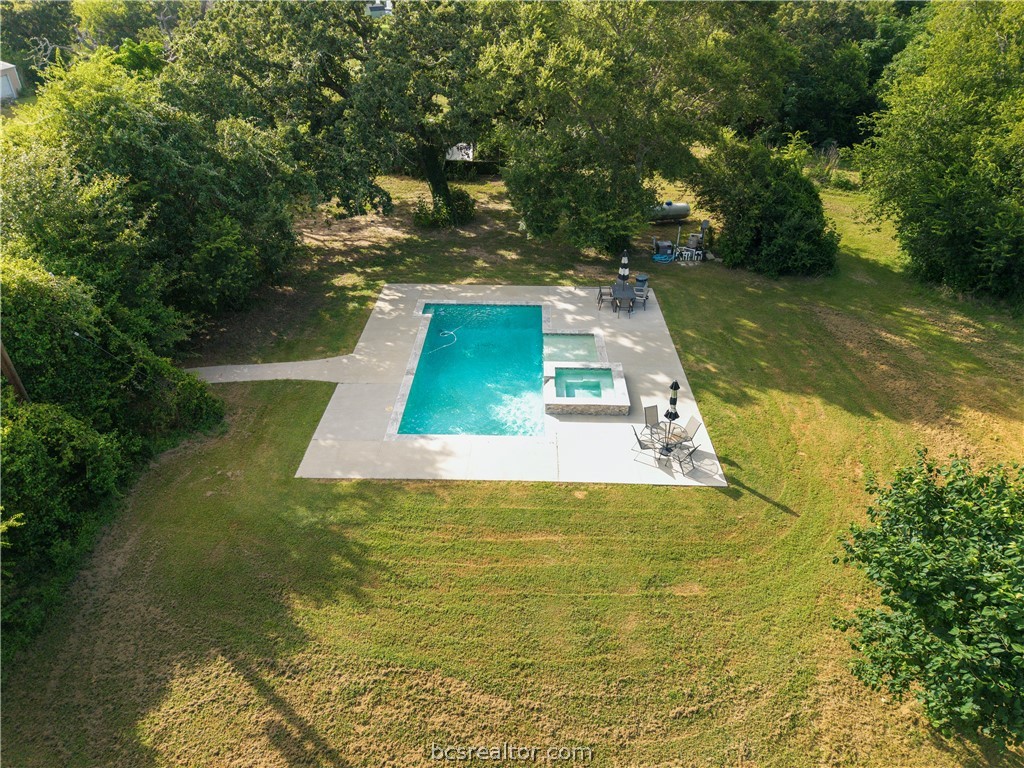 7444 Edge Cut Off Road Hearne, TX 77859 - Photo 24 of 46