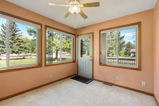 $229,000 | 217 11th Ave Court, Waseca, MN 56093