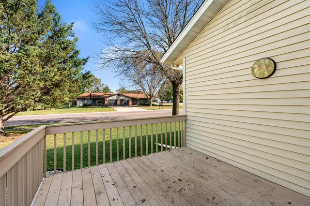 $229,000 | 217 11th Ave Court, Waseca, MN 56093