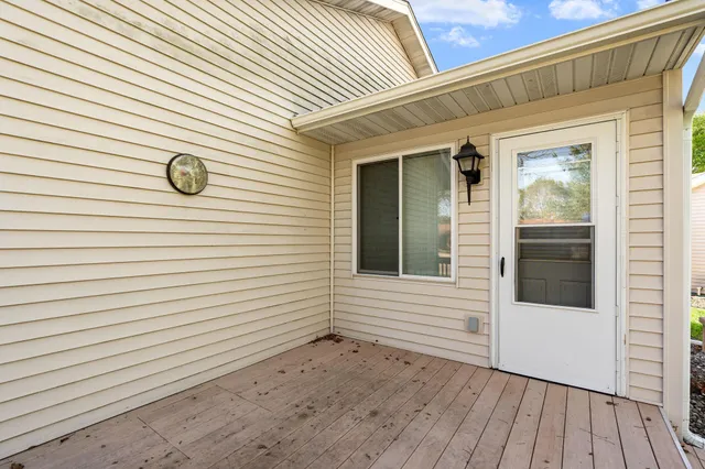 $229,000 | 217 11th Ave Court, Waseca, MN 56093