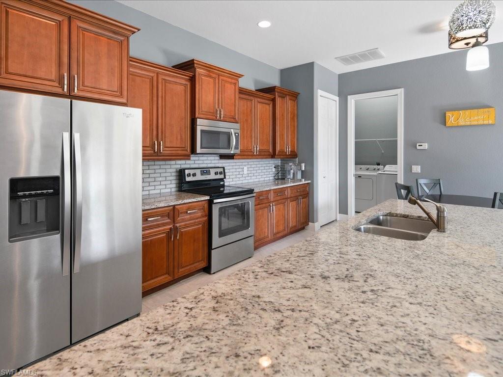 18399 Fuchsia Road Fort Myers, FL 33967 - Photo 12 of 31 Gallery Image 12