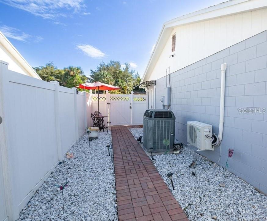 111 Cuautla Way, Unit 1 Kissimmee, FL 34743 - Photo 3 of 7