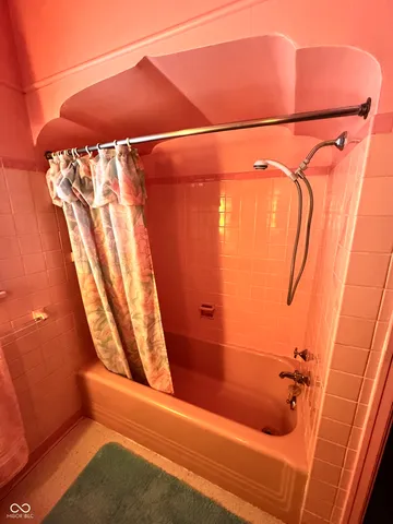 $219,900 | 1403 16th Street, Columbus, IN 47201