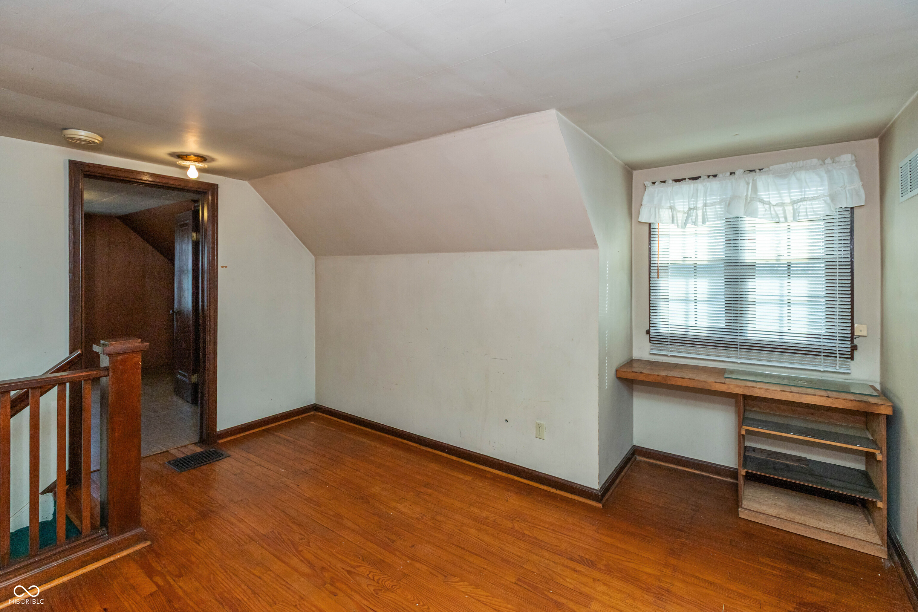 1403 16th Street Columbus, IN 47201 - Photo 21 of 25