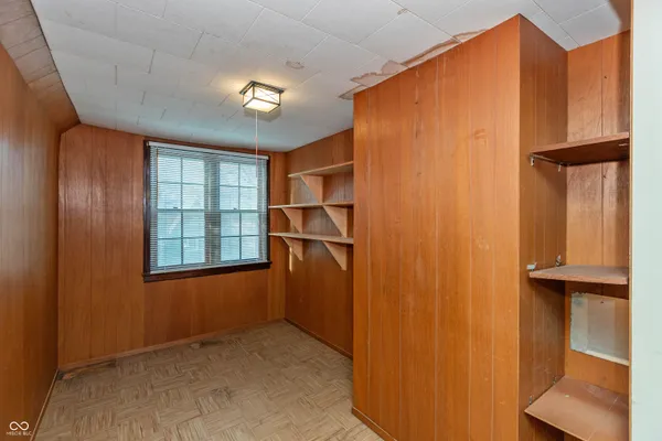 $218,900 | 1403 16th Street, Columbus, IN 47201