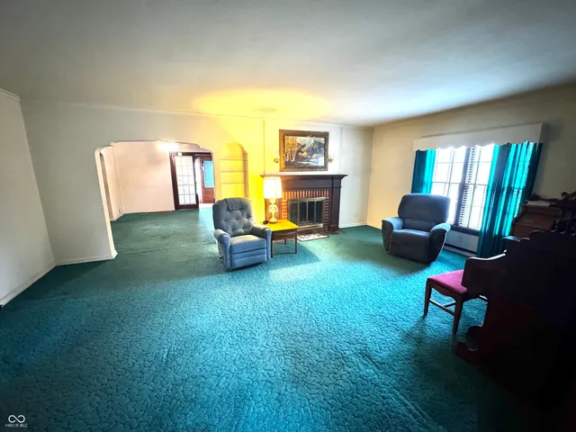 $219,900 | 1403 16th Street, Columbus, IN 47201