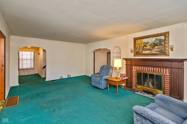 $219,900 | 1403 16th Street, Columbus, IN 47201