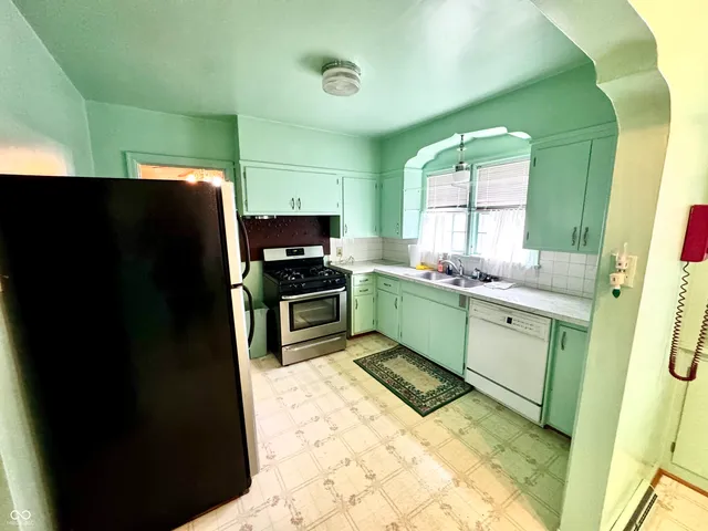 $219,900 | 1403 16th Street, Columbus, IN 47201