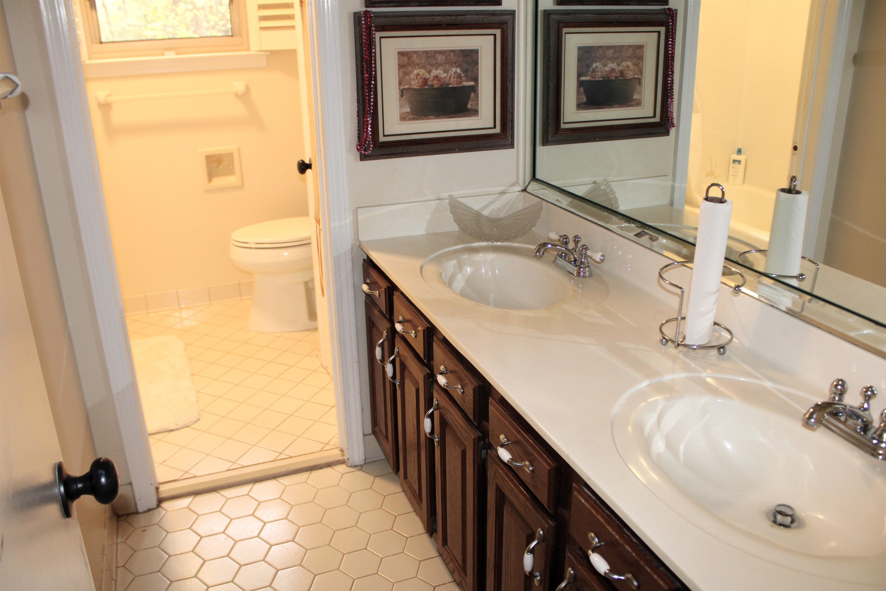 1048 North Collierville Arlington Road Collierville, TN 38017 - Photo 15 of 25 Gallery Image 15