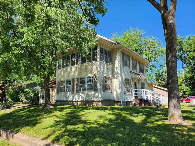 $145,000 | 528 South 2nd Street, Independence, KS 67301