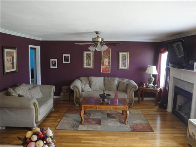 122 Watson Road Hillsboro, TN 37342 - Photo 3 of 19 Living Room