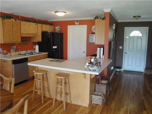 122 Watson Road Hillsboro, TN 37342 - Photo 6 of 19 Kitchen