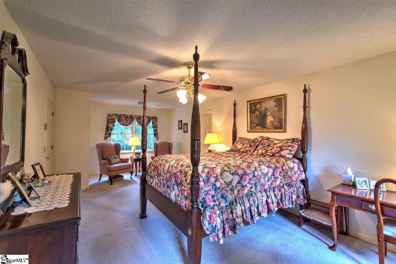 207 Beagle Run Easley, SC 29642 - Photo 20 of 36