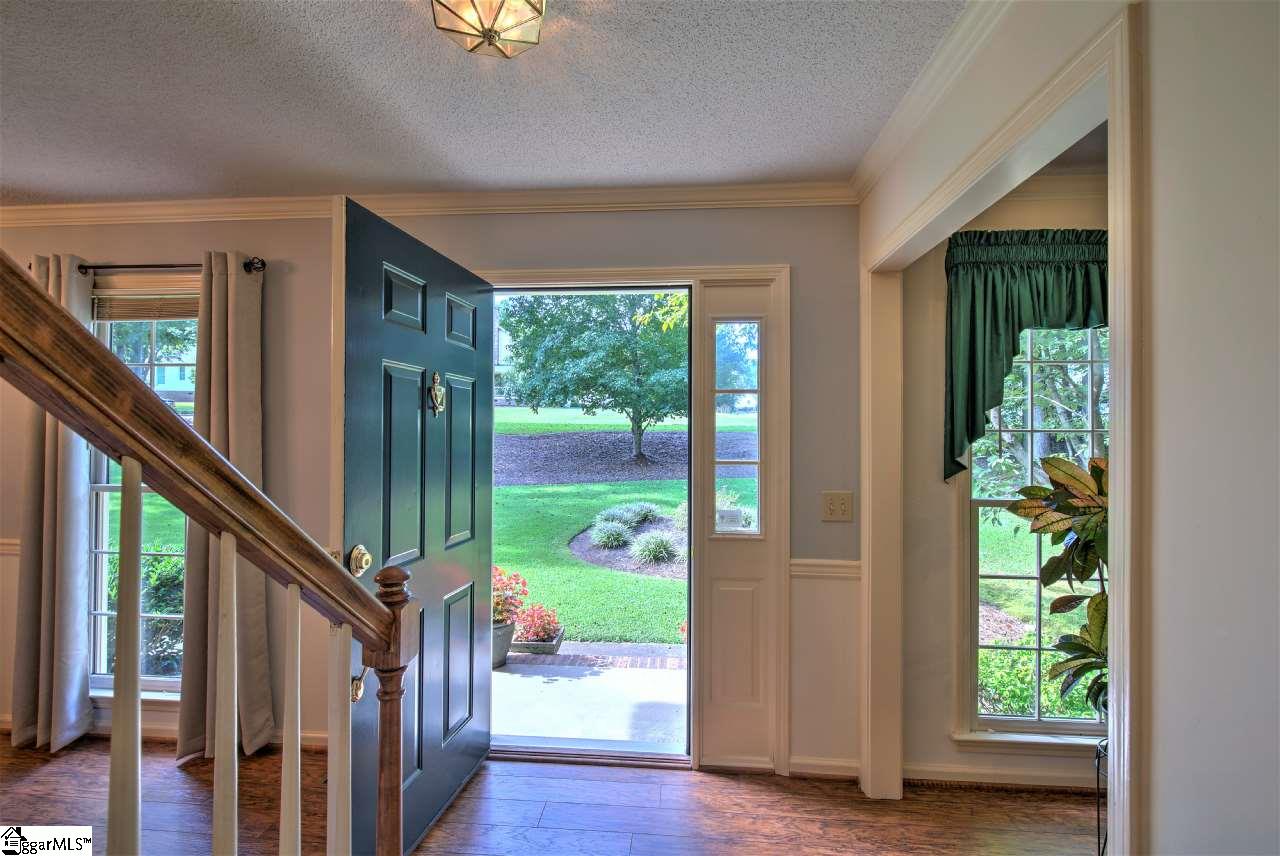 207 Beagle Run Easley, SC 29642 - Photo 3 of 36