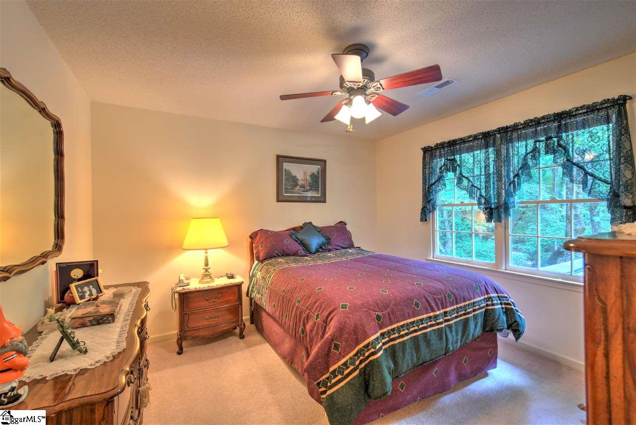 207 Beagle Run Easley, SC 29642 - Photo 24 of 36