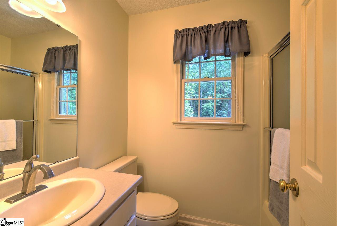 207 Beagle Run Easley, SC 29642 - Photo 26 of 36
