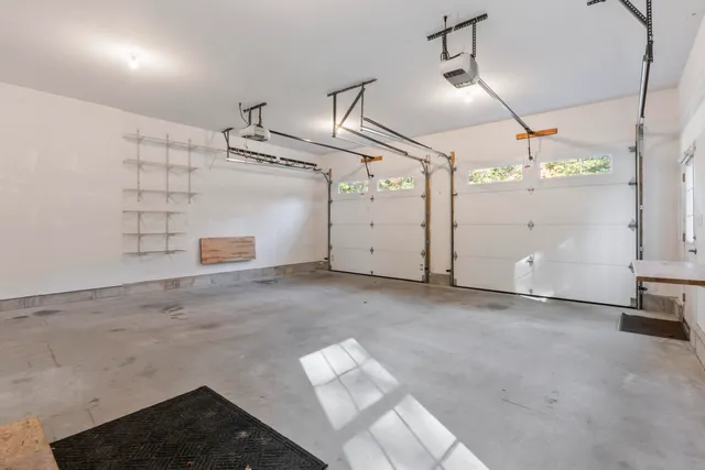 $749,500 | 50-0 Island Road, Limerick, ME 04048