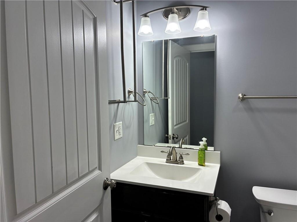 337 Kittery Ridge Drive, Unit A New Castle, PA 16101 - Photo 13 of 26 Single sink in the first full bath
