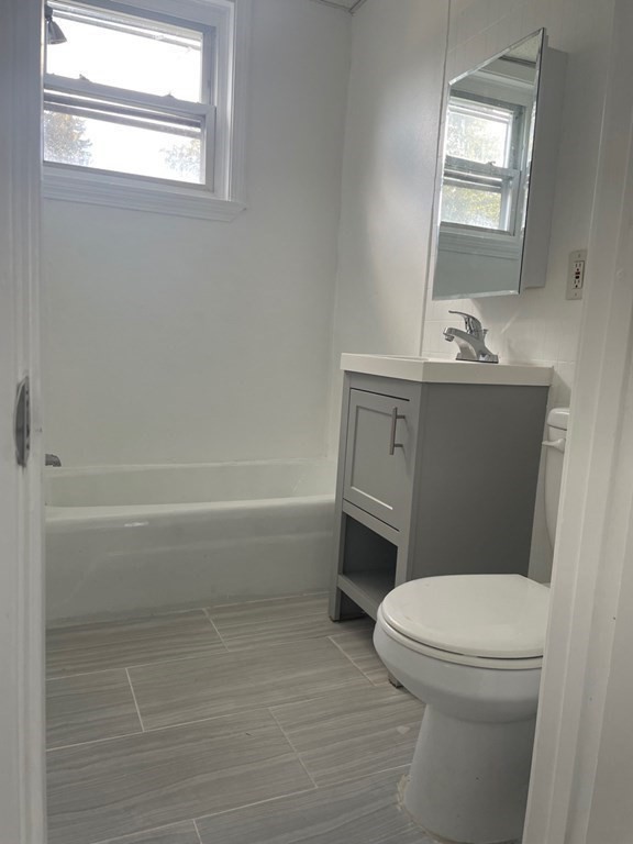 129 Baker Street Fall River, MA 02721 - Photo 16 of 19
