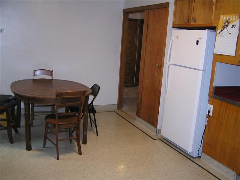 Large eat in kitchen