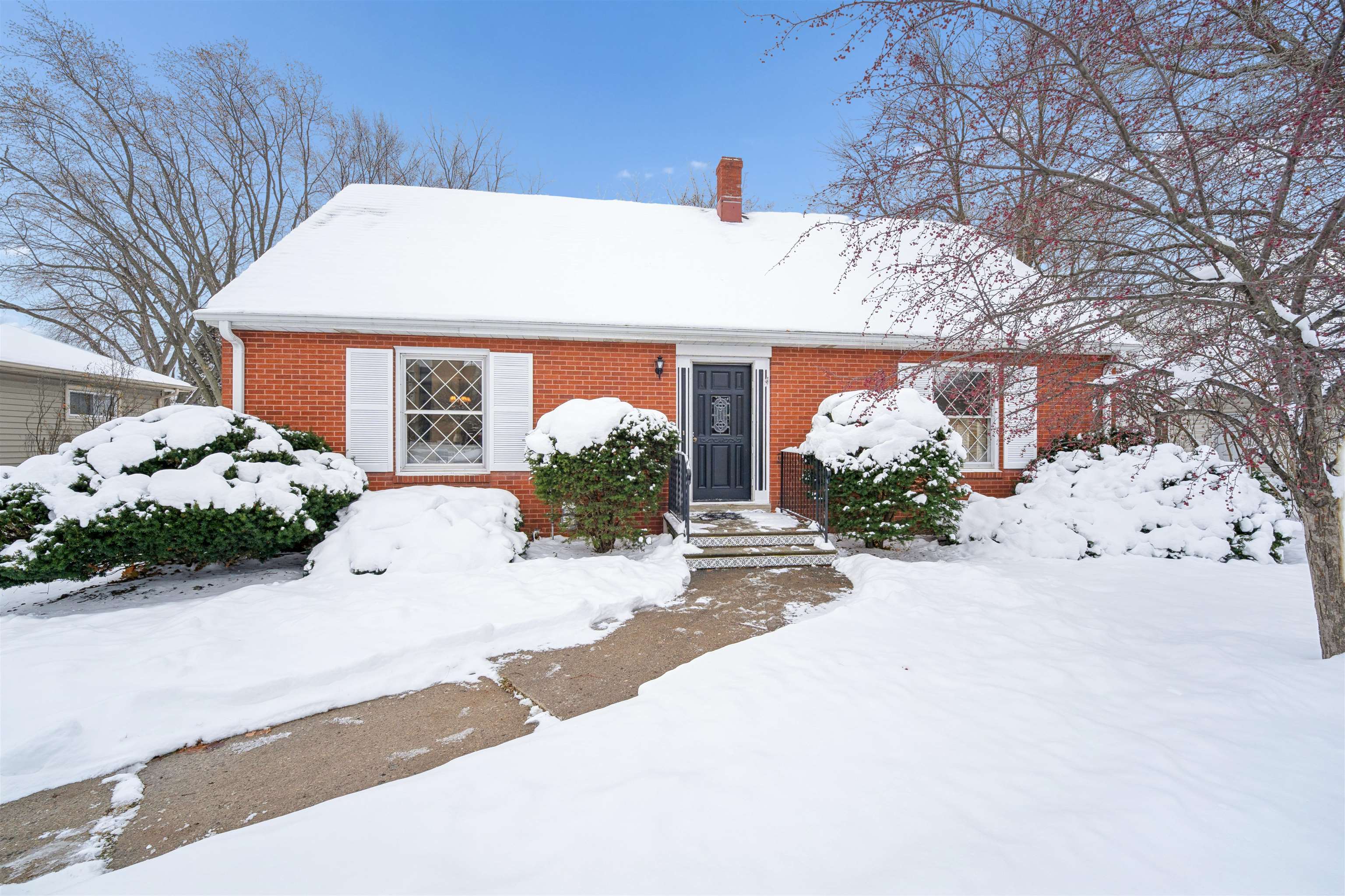813 East Grant Street Appleton, WI 54911 - Photo 1 of 1