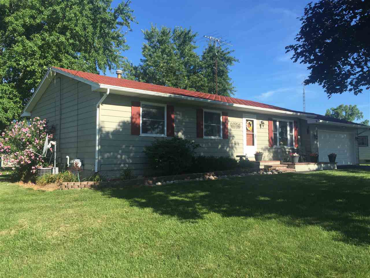 6474 Elms Road Swartz Creek, MI 48473 - Photo 3 of 55 31326208-2.JPG