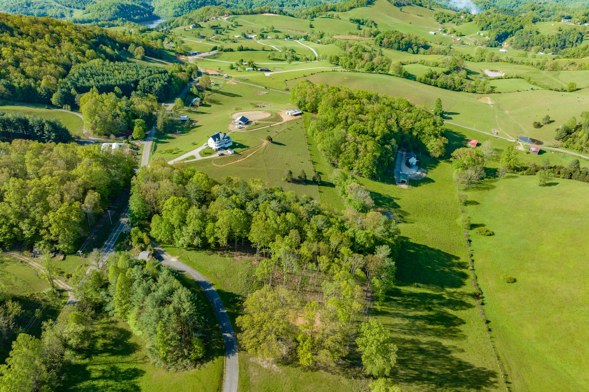 Lot 2 West Of Dry Hill Road, Unit 2 Butler, TN 37640 - Photo 4 of 51 TBD Eagle Ridge LOT 2 (4 of 27)