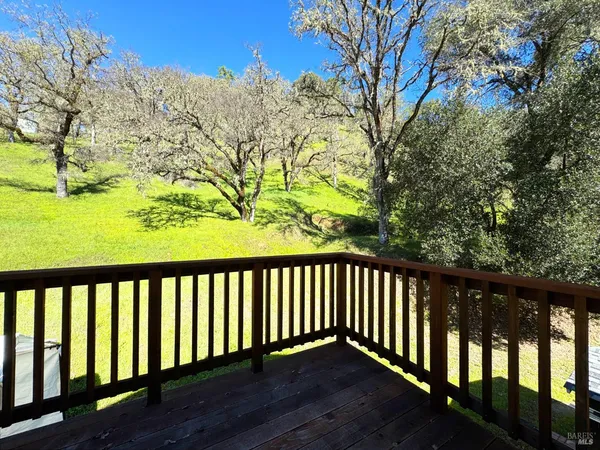 $830,000 | 1800-1810 Boonville Road, Ukiah, CA 95482