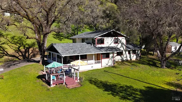 $830,000 | 1800-1810 Boonville Road, Ukiah, CA 95482
