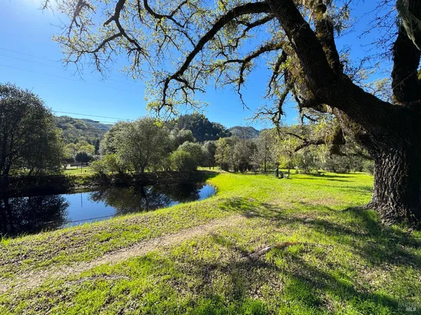 $830,000 | 1800-1810 Boonville Road, Ukiah, CA 95482