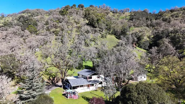 $830,000 | 1800-1810 Boonville Road, Ukiah, CA 95482