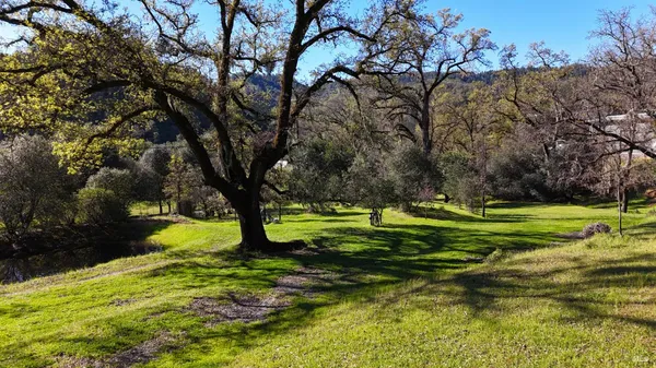 $830,000 | 1800-1810 Boonville Road, Ukiah, CA 95482