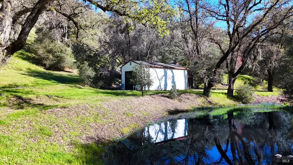 $830,000 | 1800-1810 Boonville Road, Ukiah, CA 95482