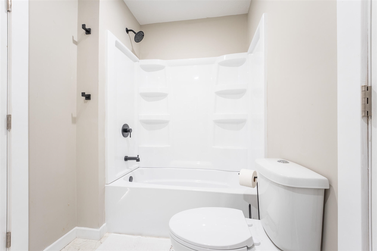 301 West Michigan Avenue Augusta, MI 49012 - Photo 8 of 15