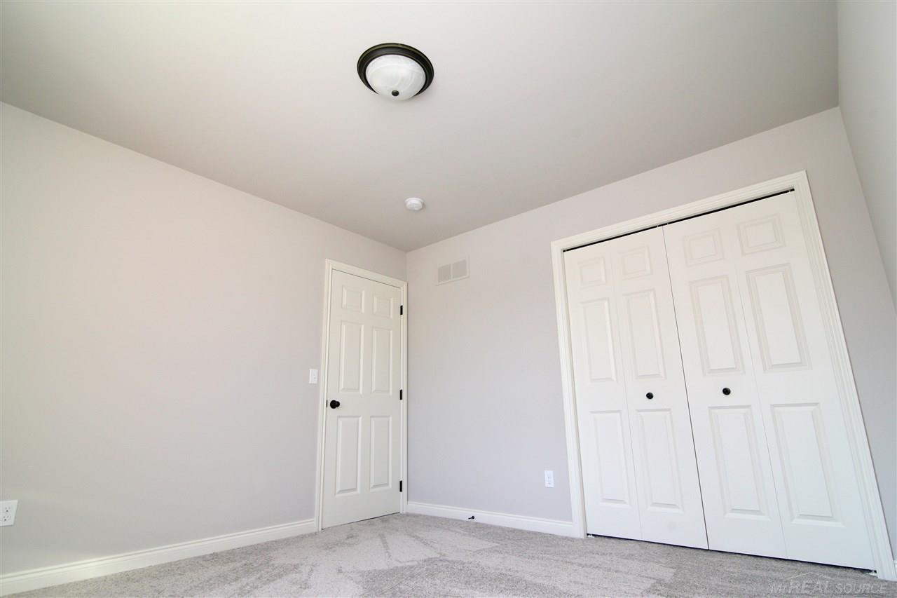 48057 Donner Road Chesterfield, MI 48047 - Photo 25 of 52