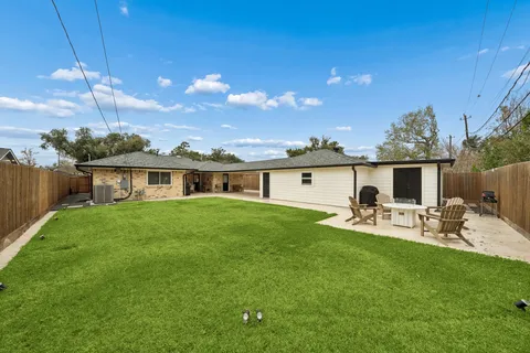 $814,000 | 6422 Waltway Drive, Houston, TX 77008