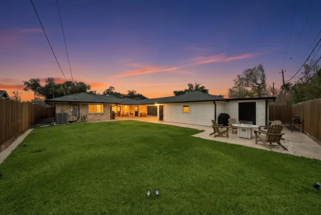 $814,000 | 6422 Waltway Drive, Houston, TX 77008