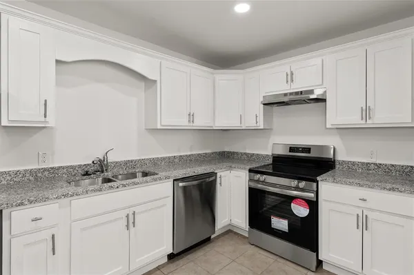 $925 | 316 West 7th Street, Unit 104, Mount Pleasant, TX 75455