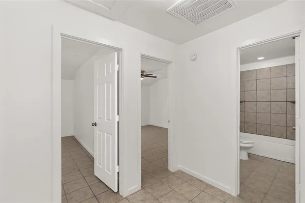 $925 | 316 West 7th Street, Unit 104, Mount Pleasant, TX 75455