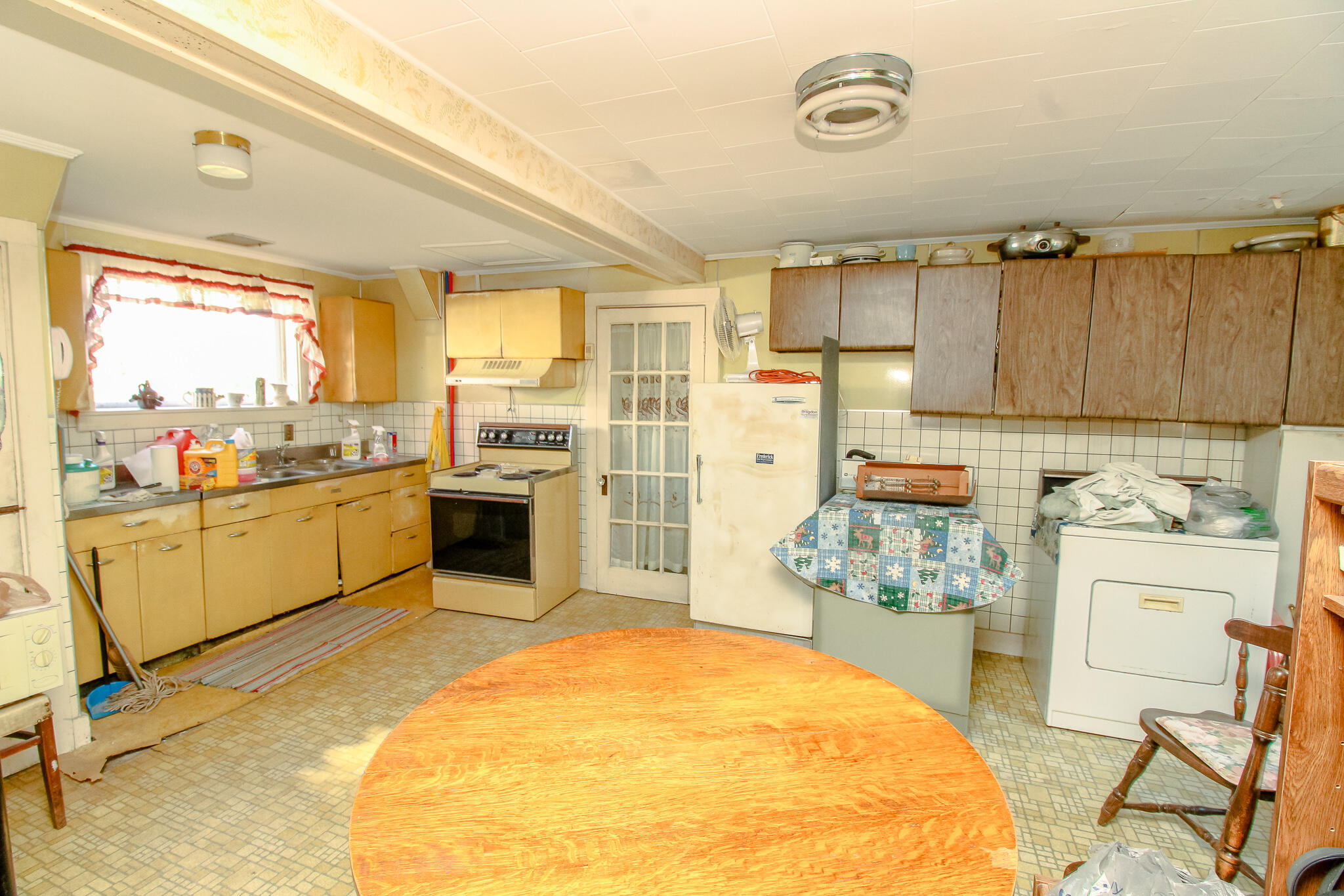 1327 State Street Bangor, ME 04401 - Photo 5 of 51 IMG_0028