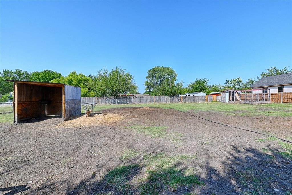 138 Tanner Farm Road Ferris, TX 75125 - Photo 23 of 25 Gallery Image 23