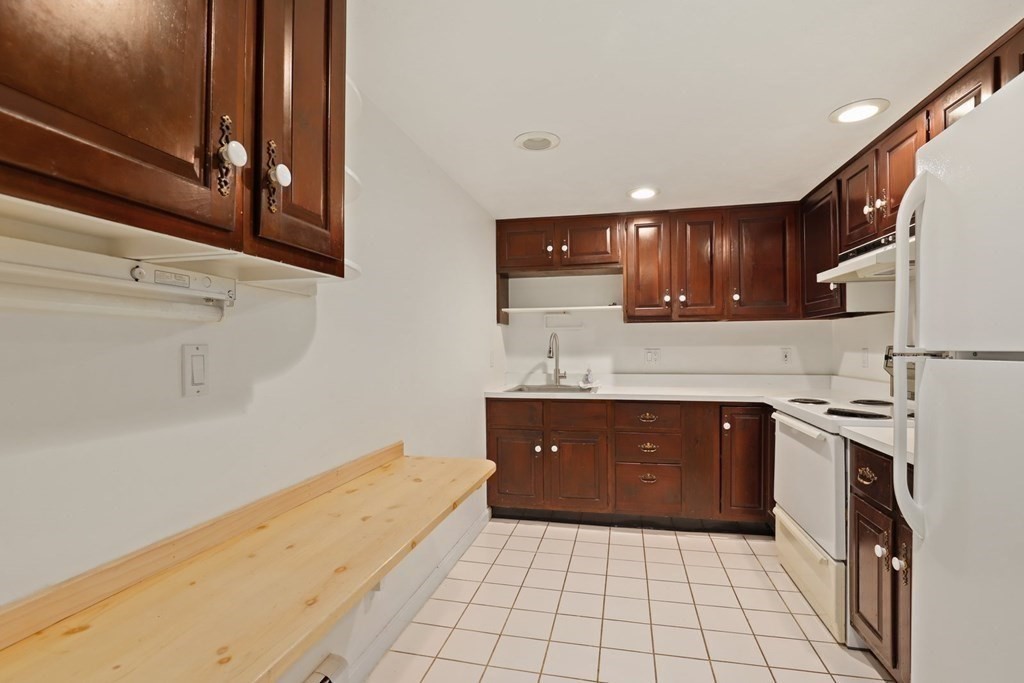 3 Fall Way Lynnfield, MA 01940 - Photo 33 of 42 Gallery Image 33