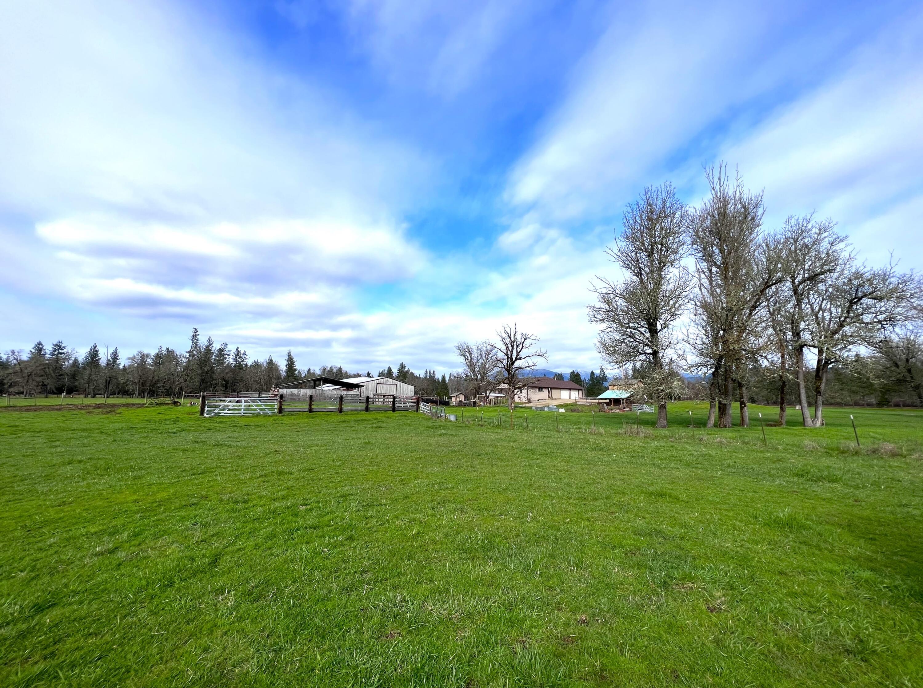 620 Dick George Road Cave Junction, OR 97523 - Photo 108 of 123 129